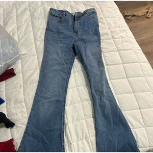 Bootcut jeans has an opening in the bottom of the jeans